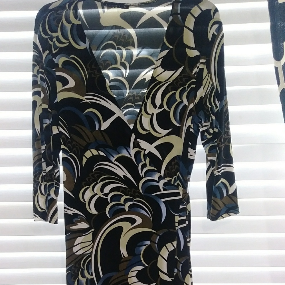Ladies print wrap dress